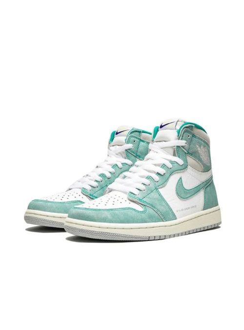 Air Jordan 1 High “Hyper Royal”