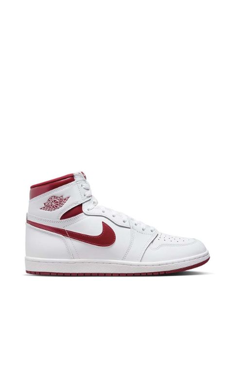Air Jordan 1 Retro High OG “Metallic Red” - Imagen 3