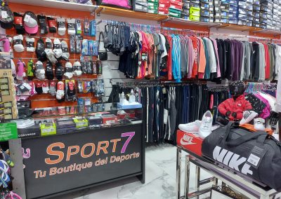 Interior de tienda-3